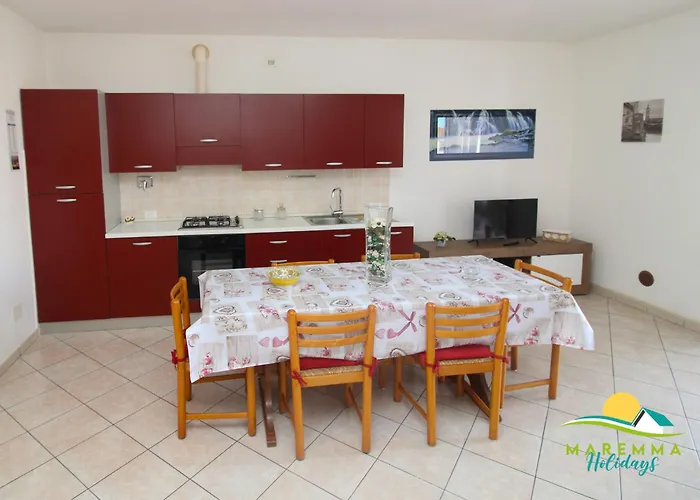 Maremma Holidays: Scogliera פולוניקה